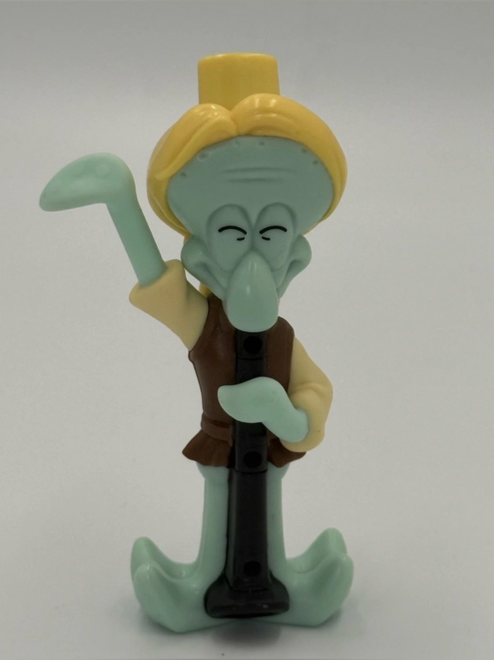 2025 Burger King SpongeBob SquarePants
Squidward Tentacles Whistle 4.5"